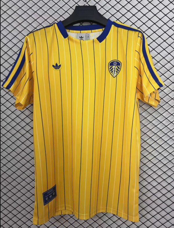 2526 Leeds United Retro Jersey