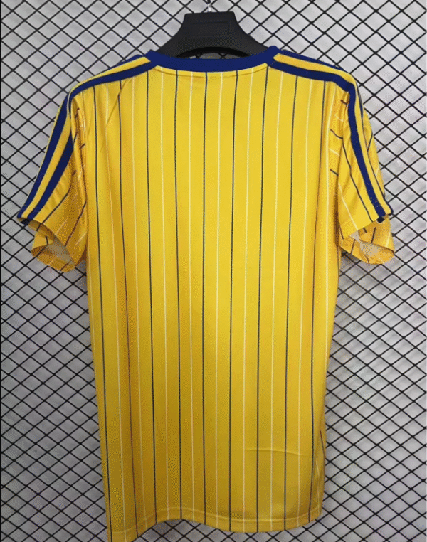 2526 Leeds United Retro Jersey - Image 2