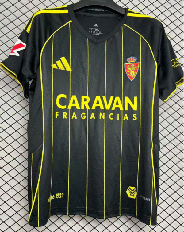 2526 Zaragoza away