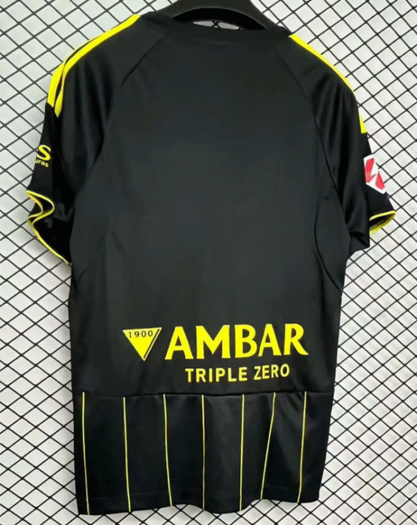 2526 Zaragoza away - Image 2