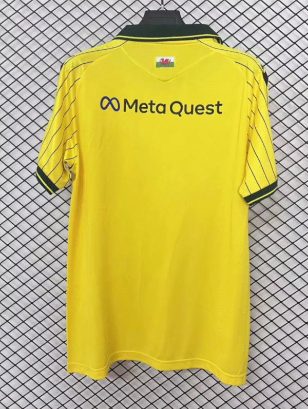2526 Wrexham away - Image 2