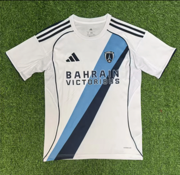 25 Paris FC away