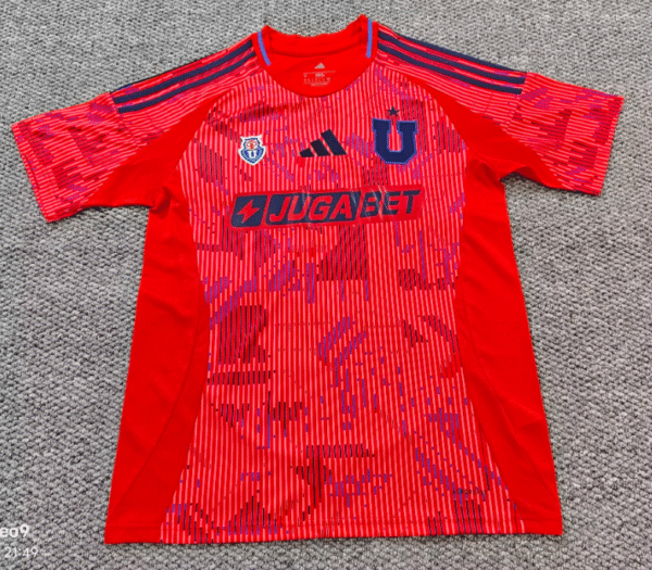 2526 University of Chile away orange red