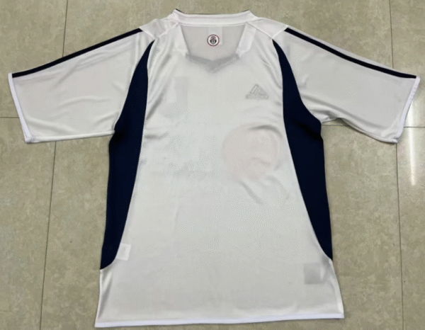 2003 University of Chile away white - Image 2