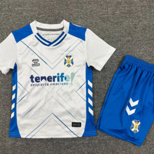 25-26 Tenerife Children's Home