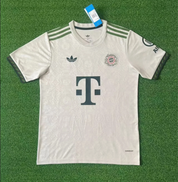 2526 Bayern Beer Edition