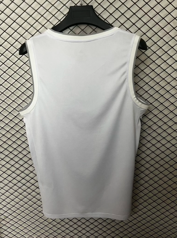 2526 Real Madrid basketball jersey - Image 2